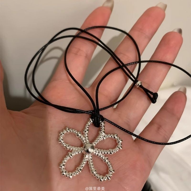 Cord Necklace Pendant Flower