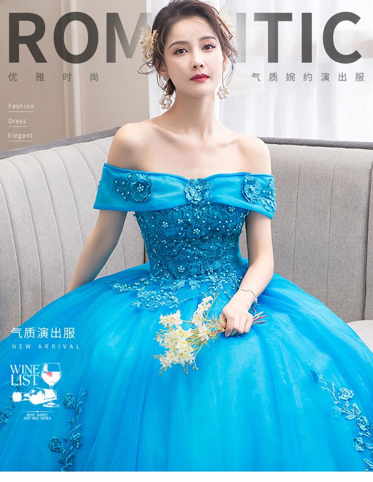 A-Line Off-the-Shoulder Evening Gown Embroidered Floral