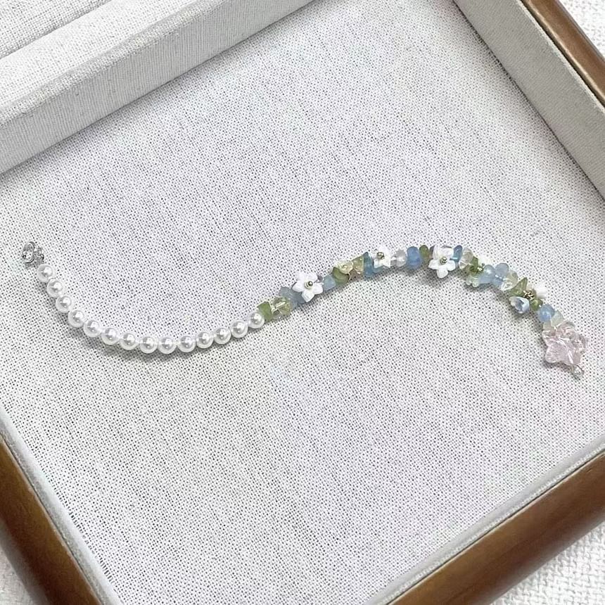 Pearl Faux Floral Star Bracelet