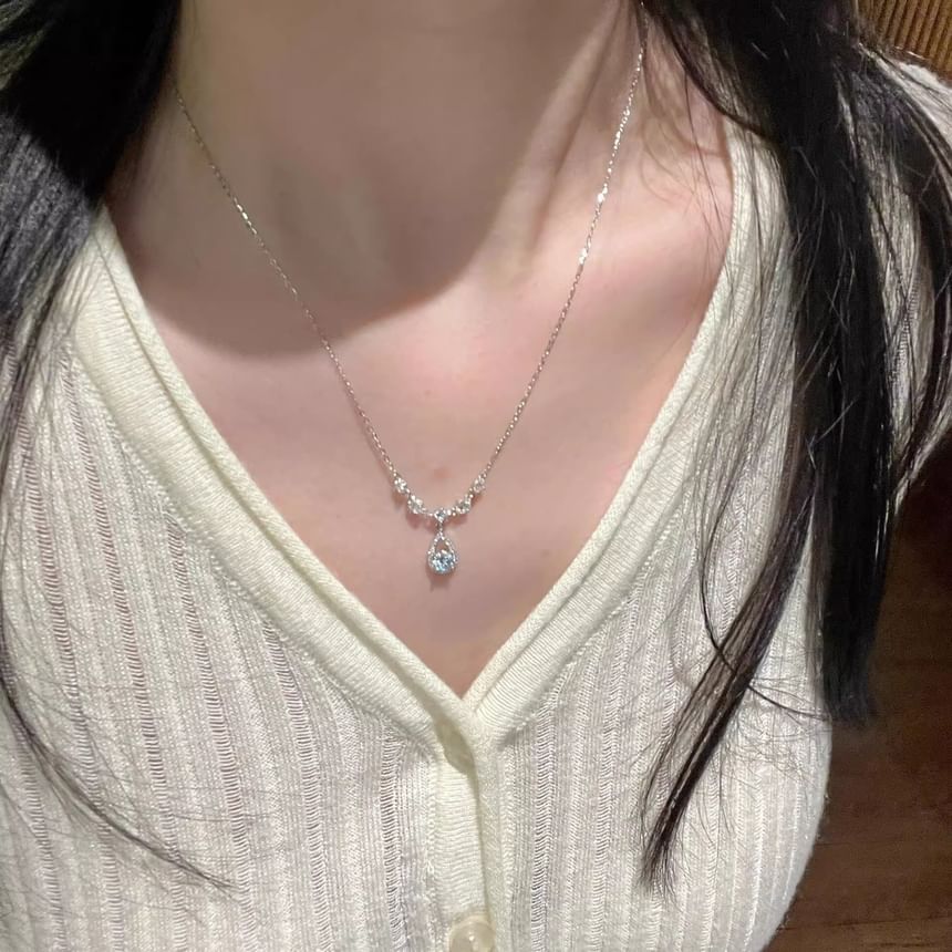 Alloy Pendant Droplet Rhinestone Necklace