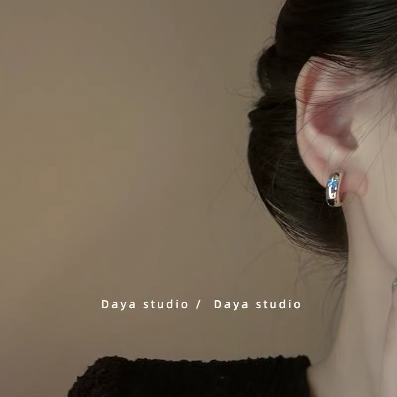 Huggie Glaze Butterfly Earring Alloy