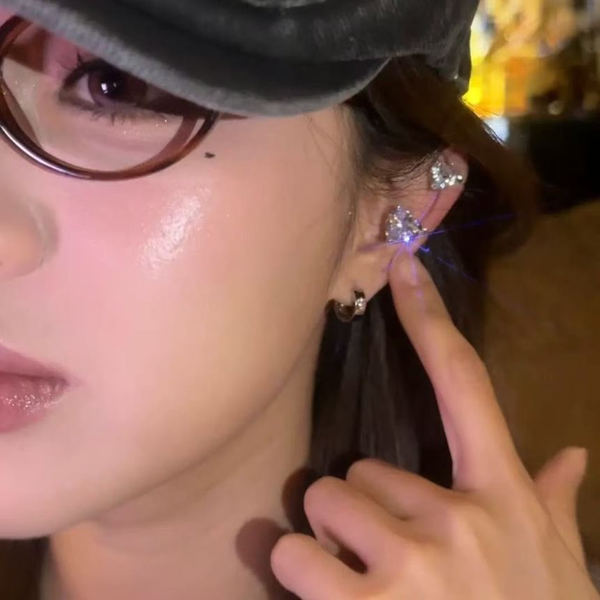 Ear 4: Heart Rhinestone Cuff Set of Alloy