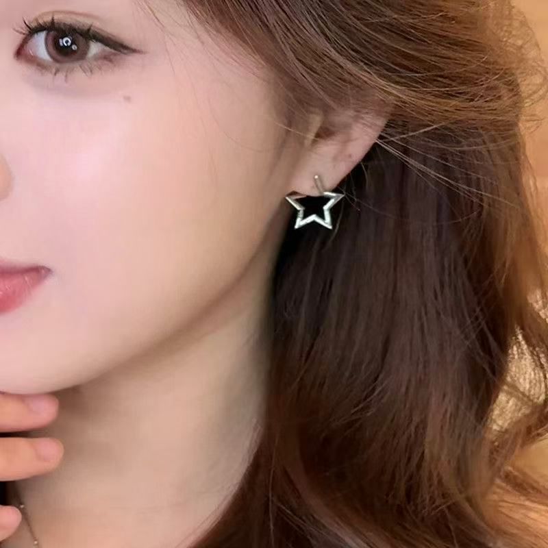 Alloy Star Huggie Earring