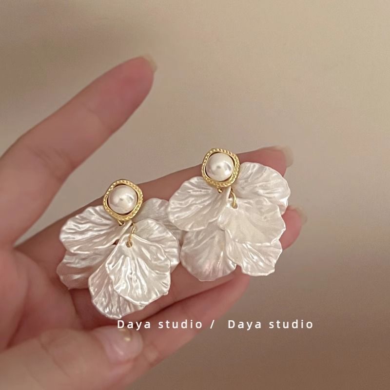 Statement Petal Earring Alloy Pearl Faux
