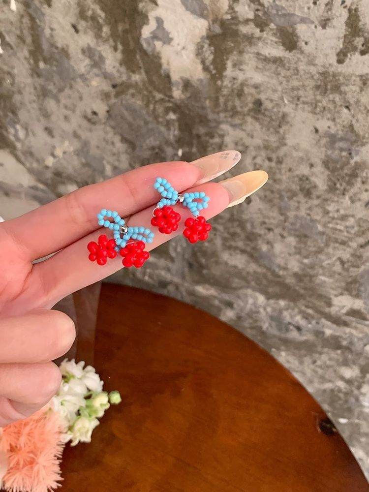 Stud Bead Earring Cherry