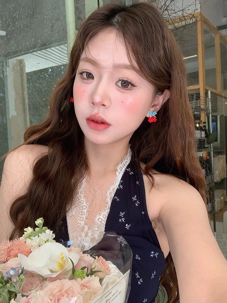 Stud Bead Earring Cherry