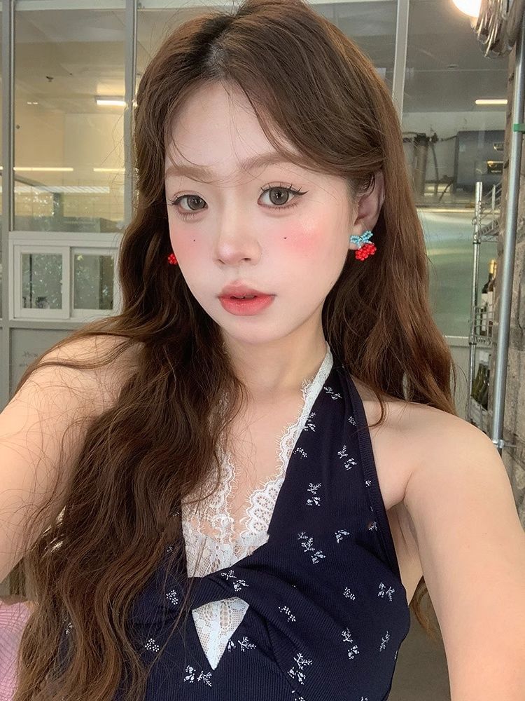 Stud Bead Earring Cherry