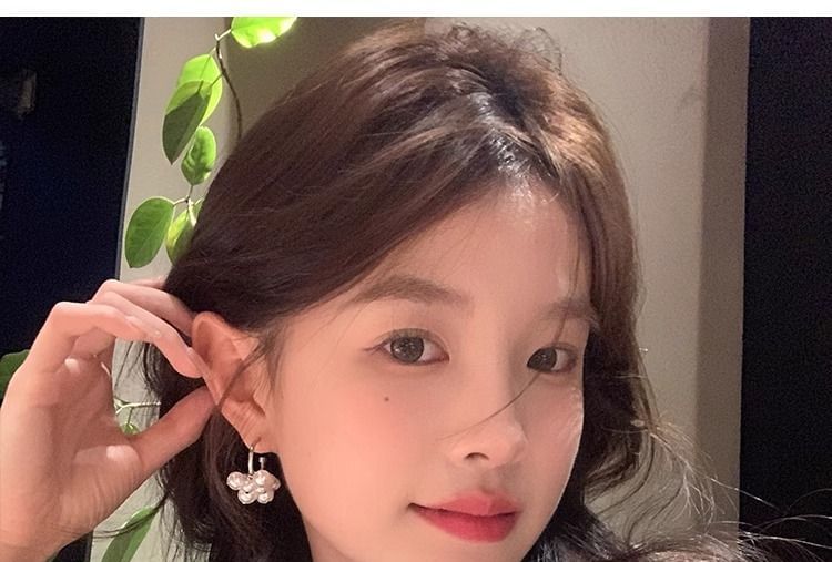 Faux Drop Alloy Earring Pearl