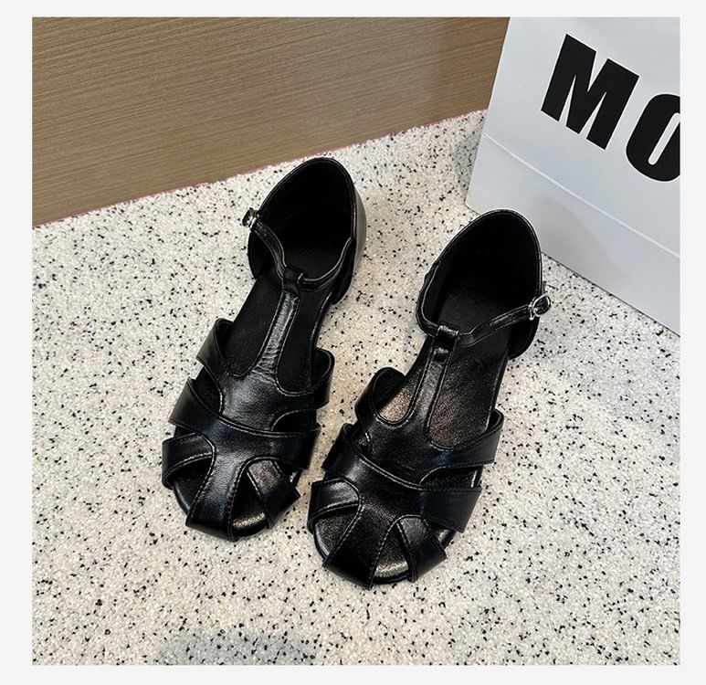 Low Gladiator Sandals Cut