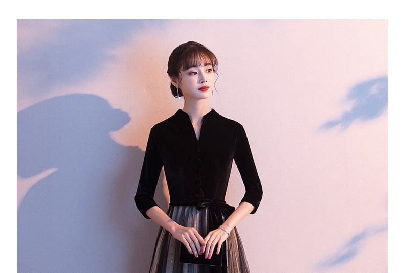 Evening Sheer Plain 3/4-Sleeve Gown V-Neck Panel A-Line