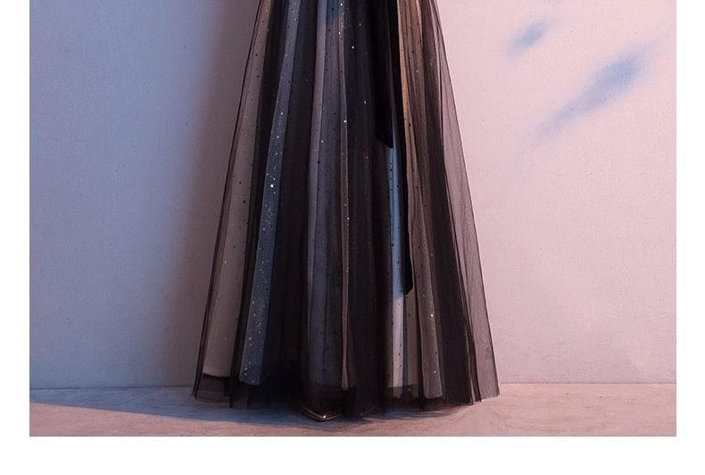 Evening Sheer Plain 3/4-Sleeve Gown V-Neck Panel A-Line