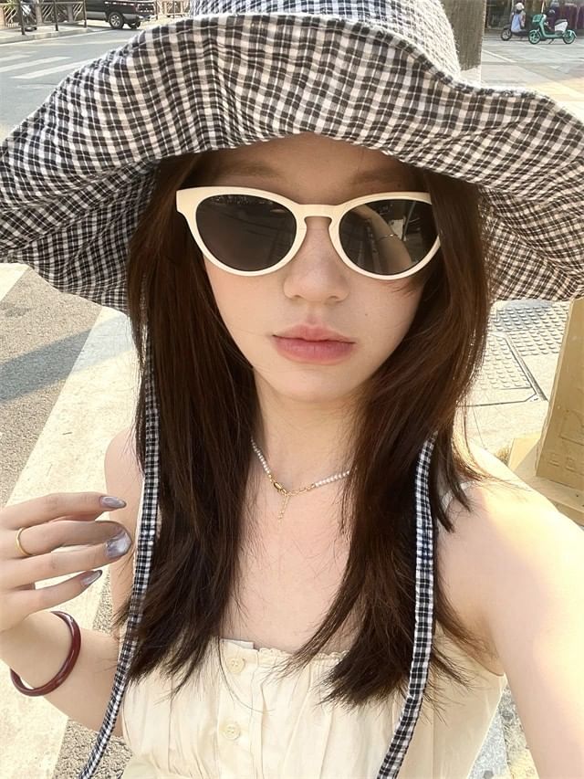 Eye Plain Cat Sunglasses