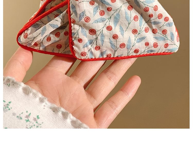 Claw Hair Print Fabric Floral