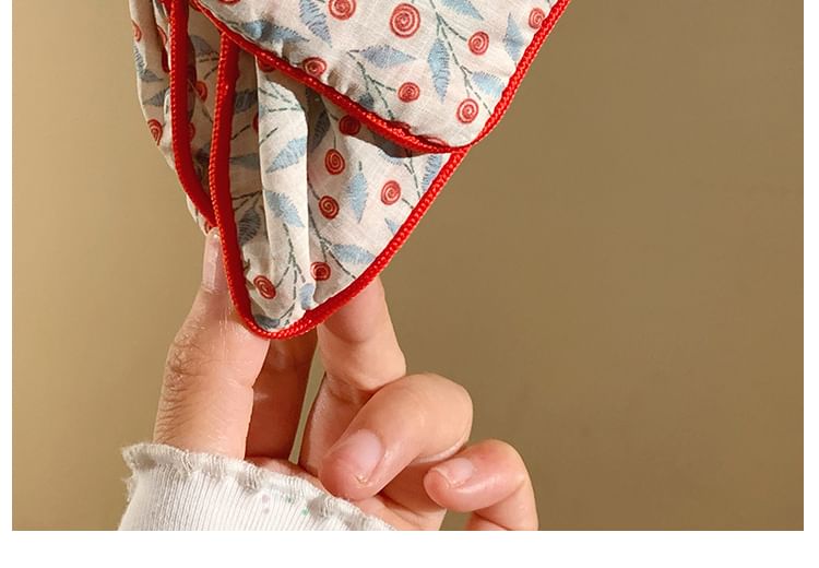 Claw Hair Print Fabric Floral