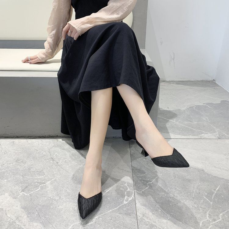 Mules Pointed Toe Kitten Heel