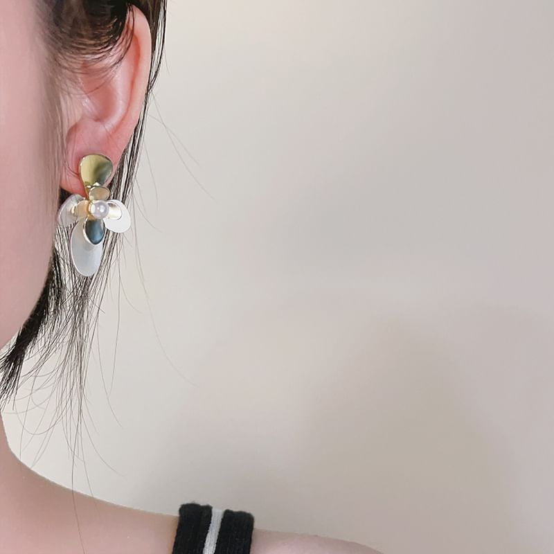 Pearl Faux Stud Tone Two Flower Earring