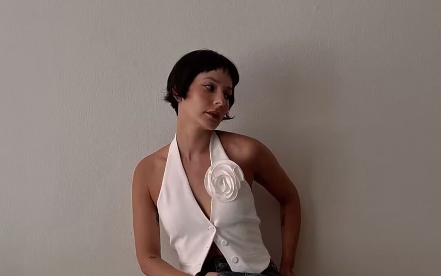 Vest Accent Halter Plain Crop Flower Back V-Neck Open Single-Breasted