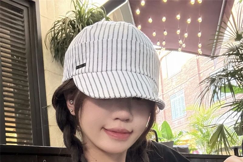 Striped Cap Short Baseball Brim