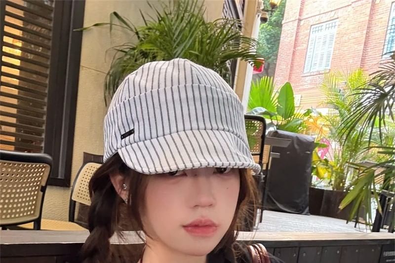 Striped Cap Short Baseball Brim