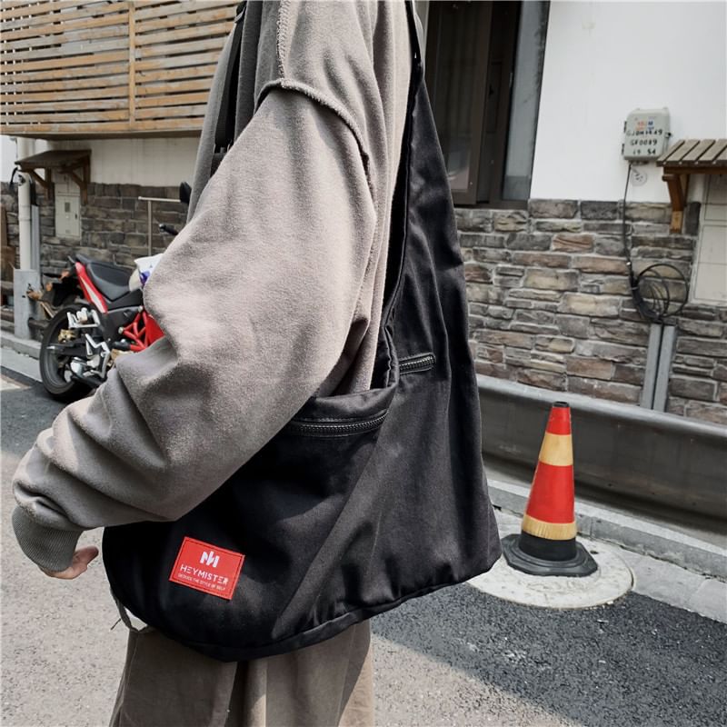 Tag Bag Lettering Messenger