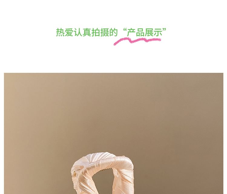 Faux Pearl Claw Hair