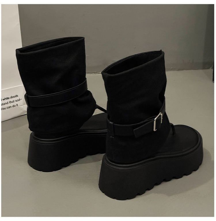 Short Platform Thong Boots