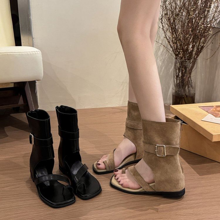 Loop Toe Wedge Hidden Short Boots