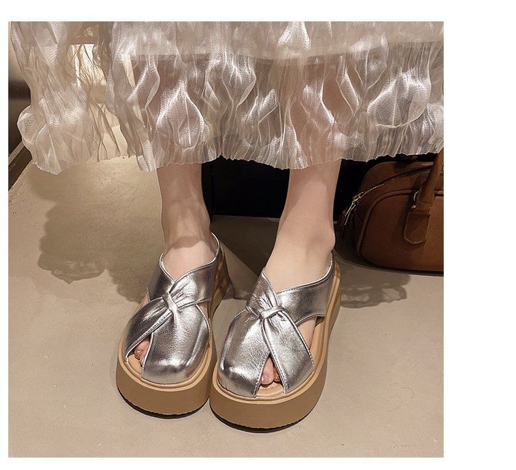 Platform Mules Plain Cross