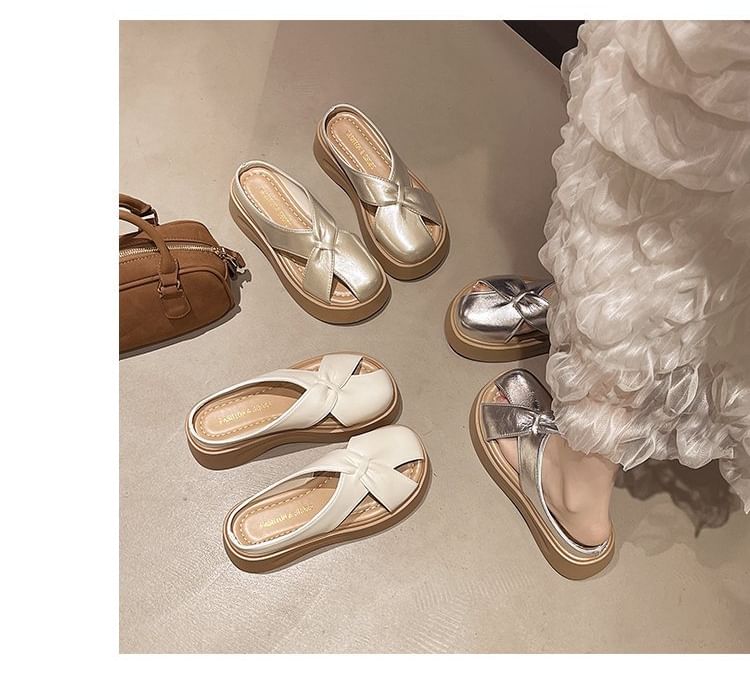 Platform Mules Plain Cross