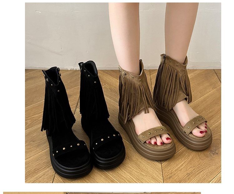 Platform Boots Plain Short Studded