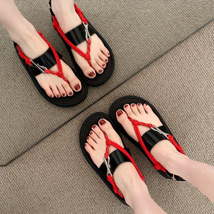 Thong Sandals Buckled