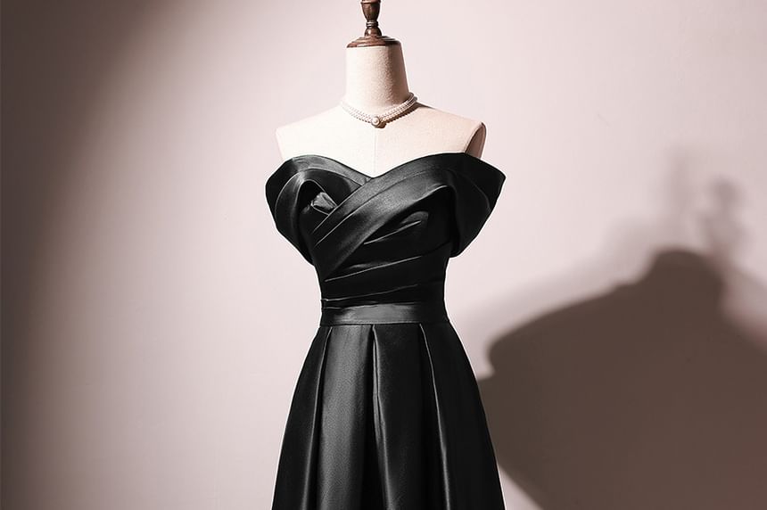 Gown Satin Plain Ruched Off-Shoulder Evening A-Line Pleated