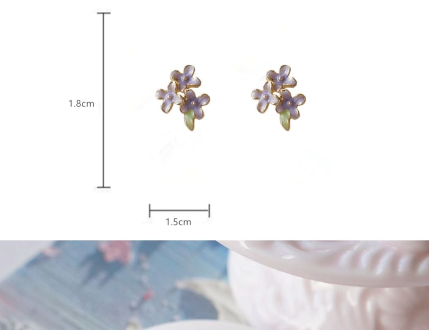 / Earring On Clip Floral Stud