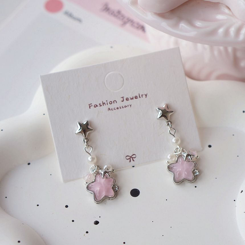 / On Clip Star Dangle Earring