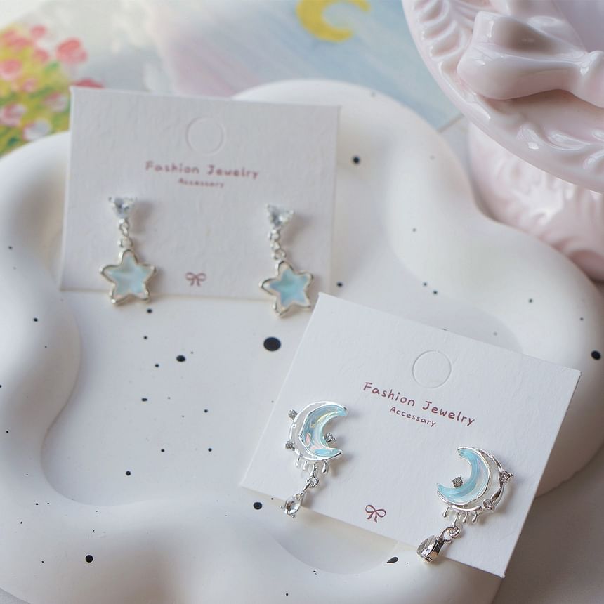 Earring Stud Asymmetrical