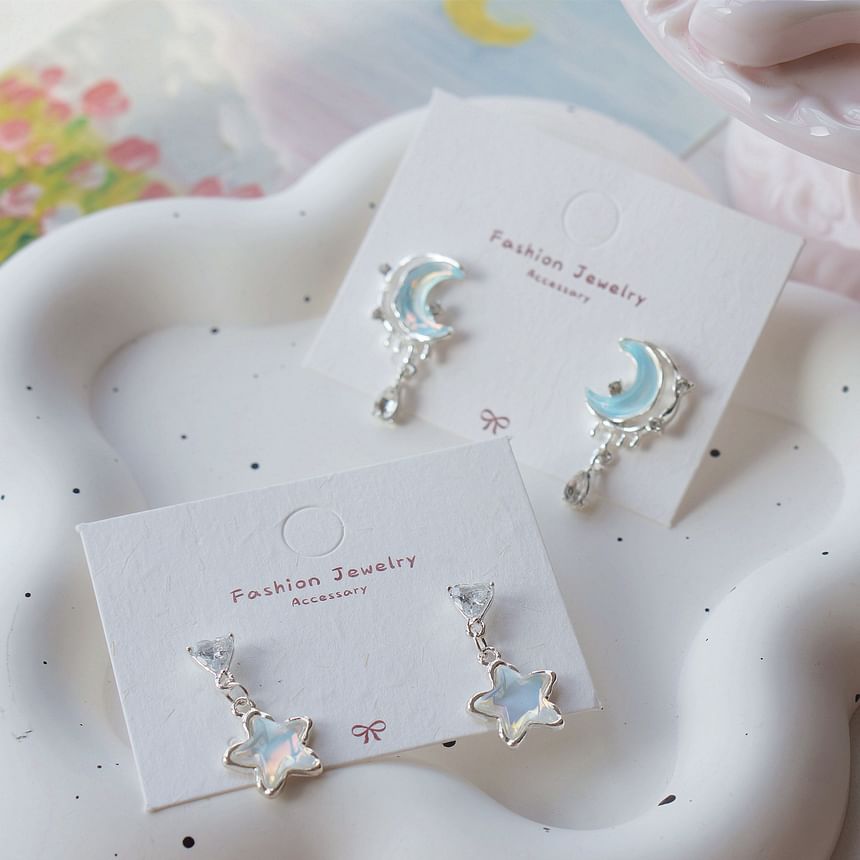 Earring Stud Asymmetrical