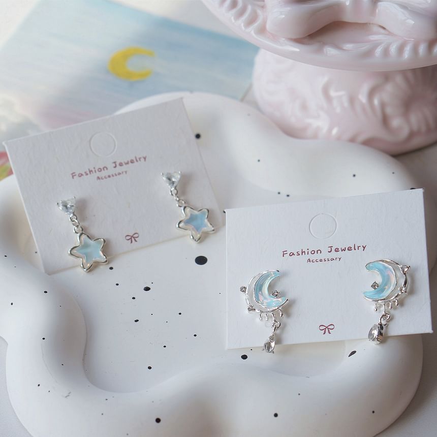 Earring Stud Asymmetrical