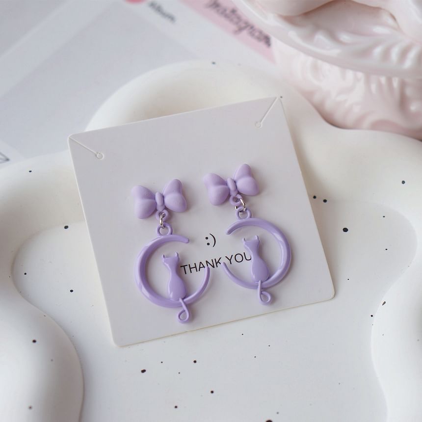 / Cat Clip Earring Moon Dangle On