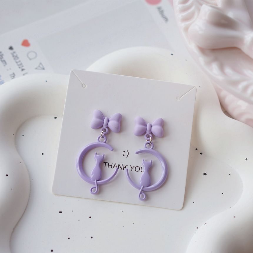 / Cat Clip Earring Moon Dangle On