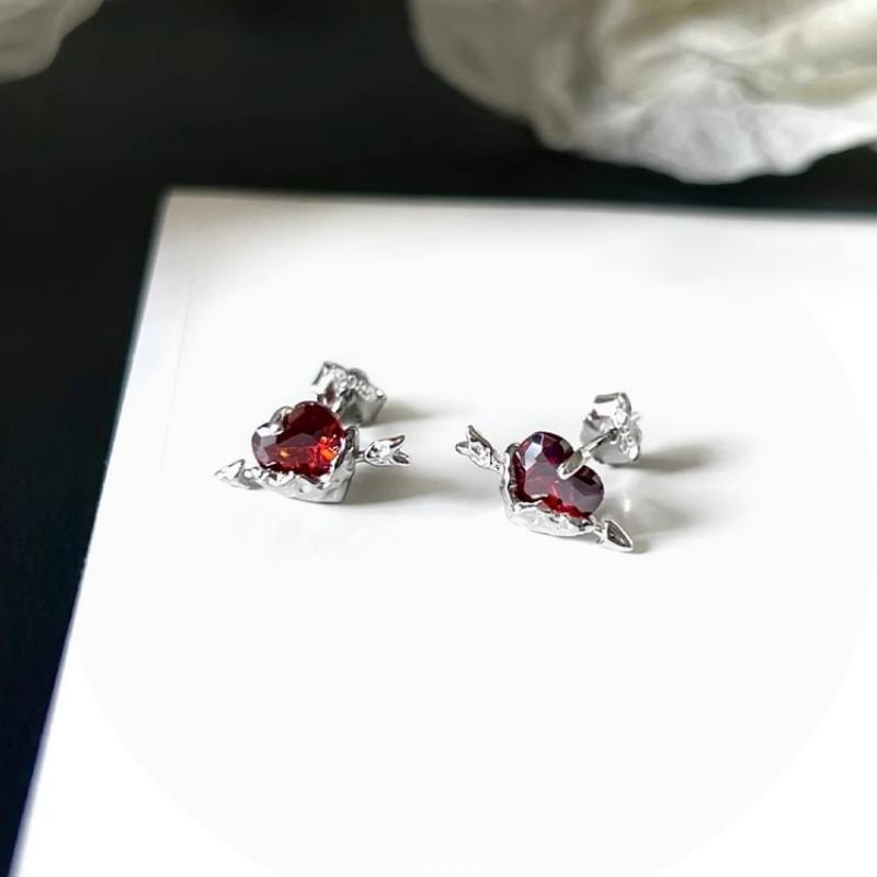 Stud Ear Heart Rhinestone