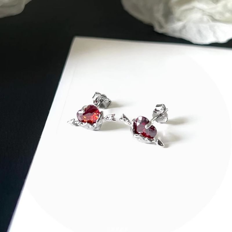 Stud Ear Heart Rhinestone