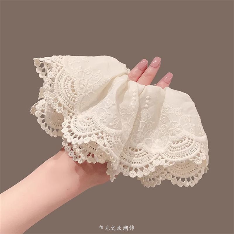 Trim Scrunchie Ruffle Lace