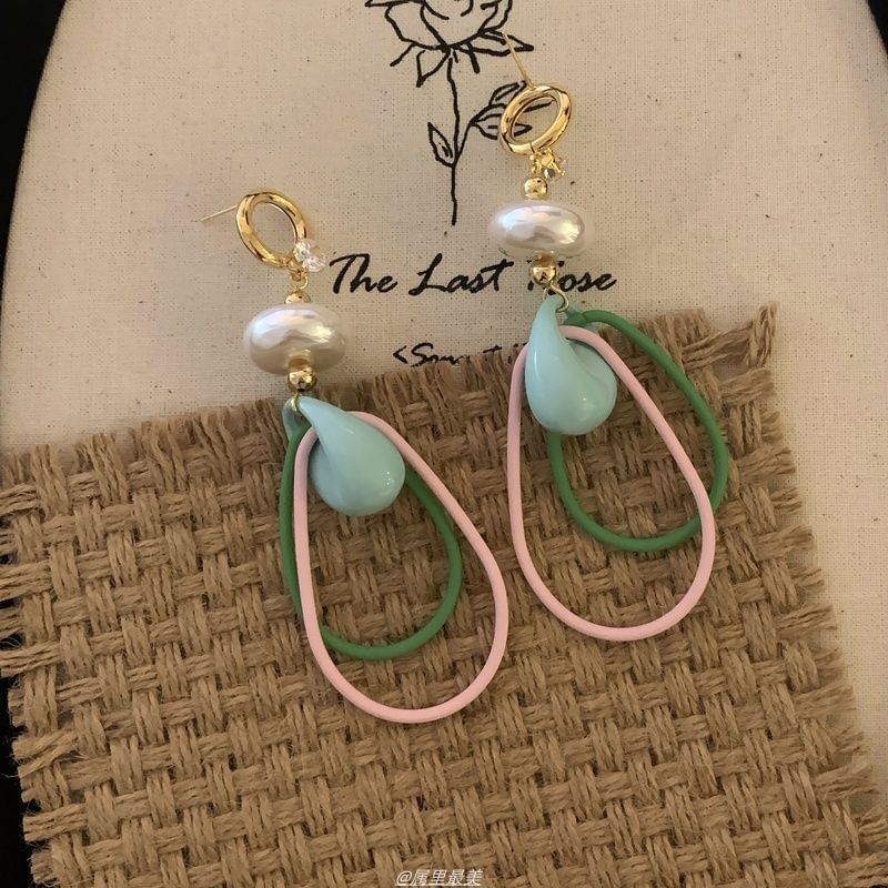 Pearl Drop Faux Rhinestone Earring