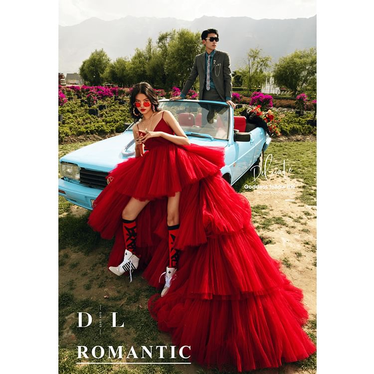 Gown Spaghetti Strap Plain Tiered Wedding