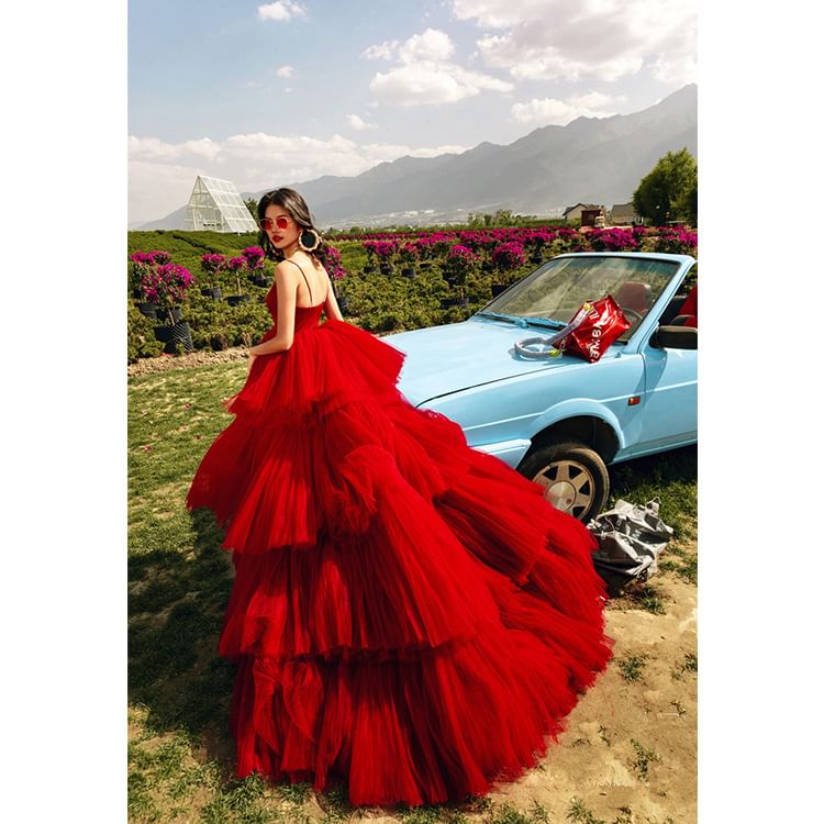 Gown Spaghetti Strap Plain Tiered Wedding