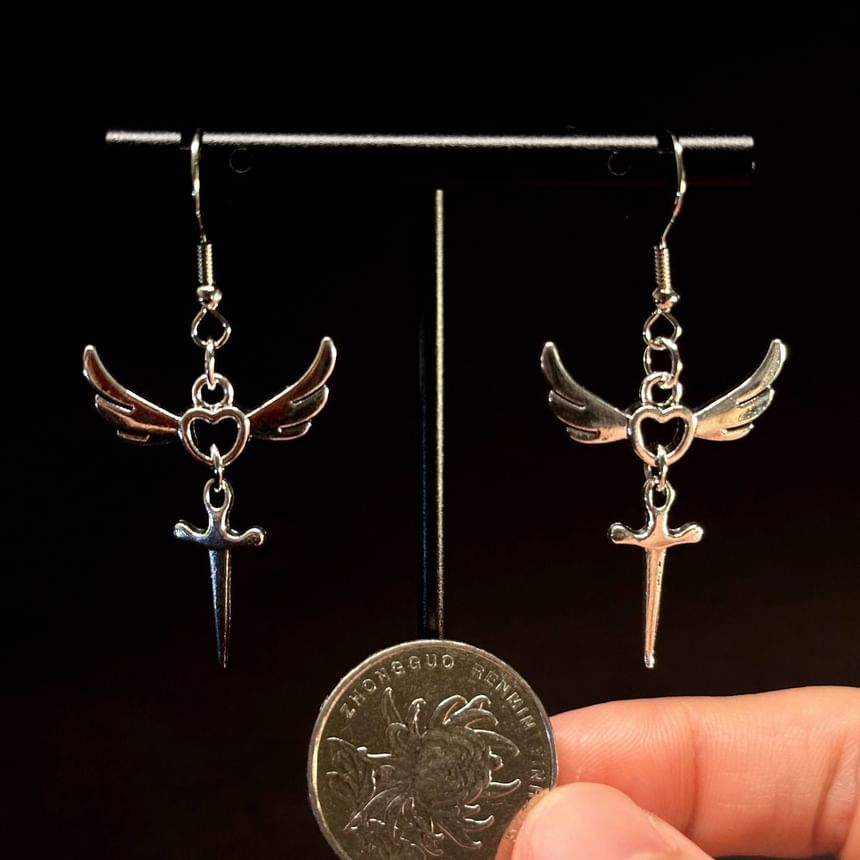 Dangle Sword Wing Earring
