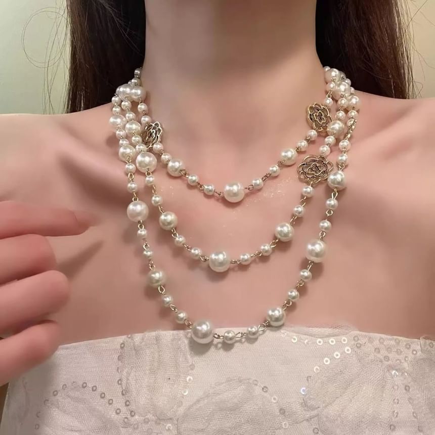 Floral Beaded Necklace