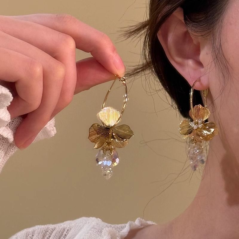 Hoop Earring Floral