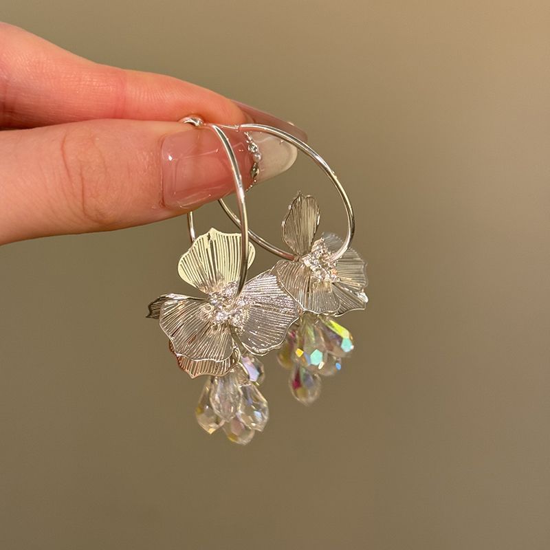 Hoop Earring Floral