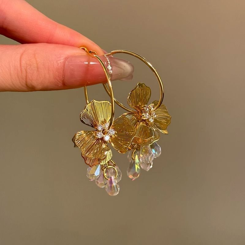 Hoop Earring Floral